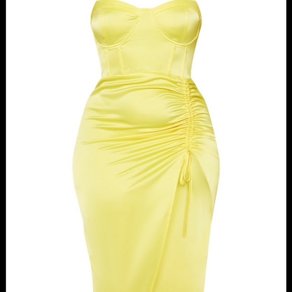 Plus Yellow Satin Corset Detail Ruched Side Midi Dress - Picture 4 of 6